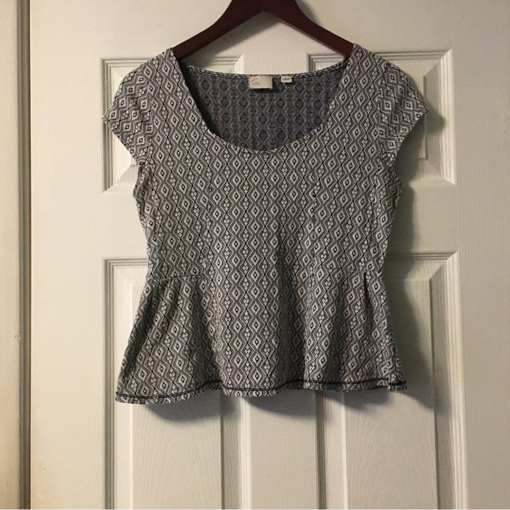 Anthropologie Postmark Gray Geometric Diamond Peplum Top